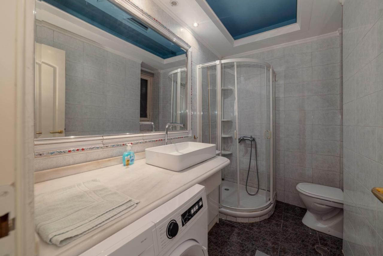 Spacious 2Bd Apartment Next To Athens Archeological Museum Exterior foto