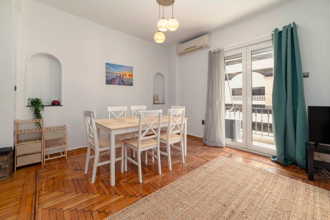 Spacious 2Bd Apartment Next To Athens Archeological Museum Exterior foto