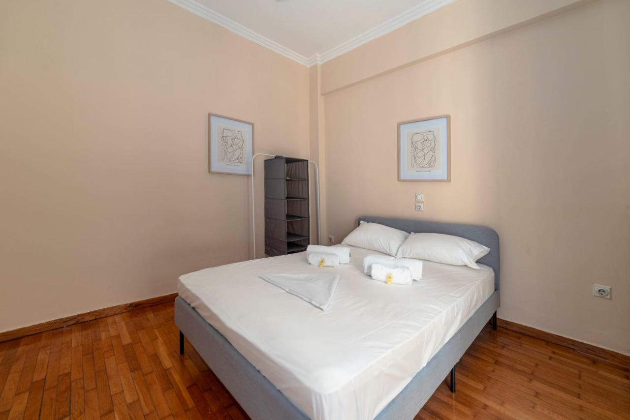 Spacious 2Bd Apartment Next To Athens Archeological Museum Exterior foto