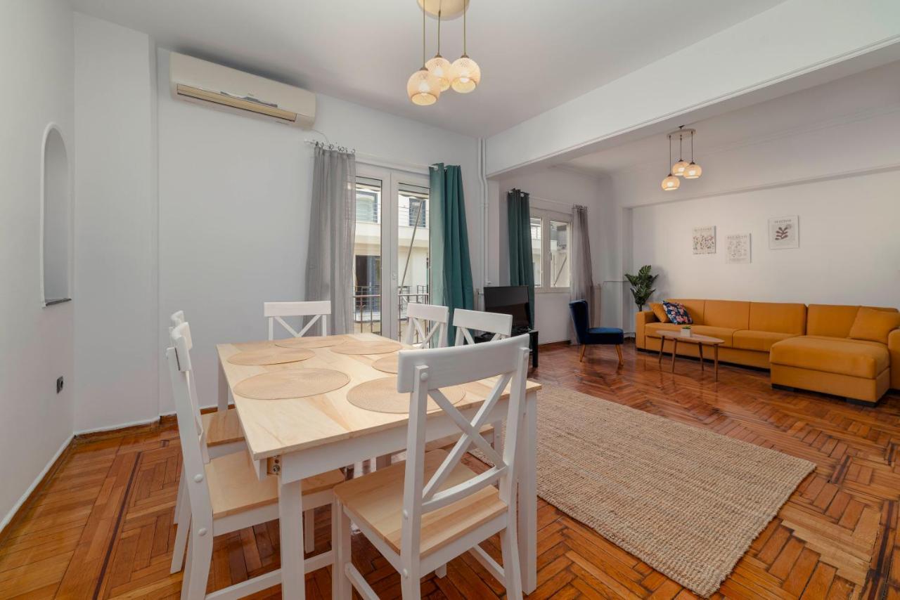 Spacious 2Bd Apartment Next To Athens Archeological Museum Exterior foto
